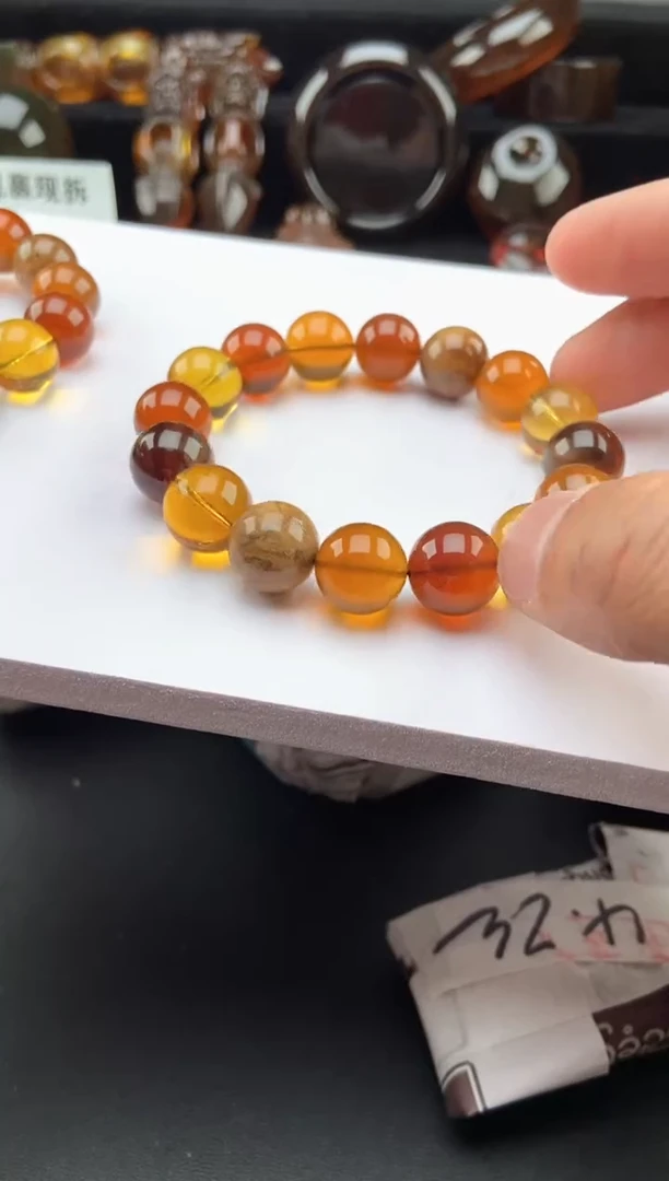 【闪购商品】琥珀手链未镶嵌多宝手串【多样性发货其中一】