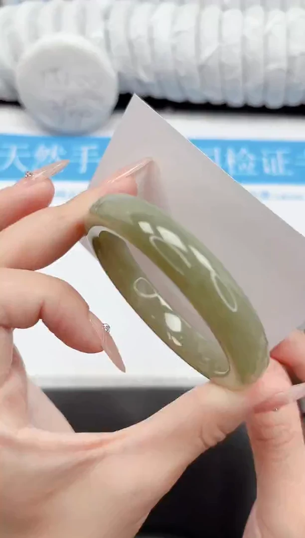 手镯和田玉未镶嵌346-56.6QS5