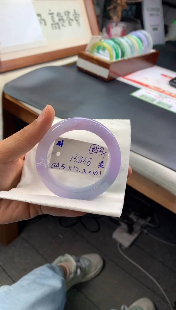 【闪购商品】翡翠手镯未镶嵌手镯