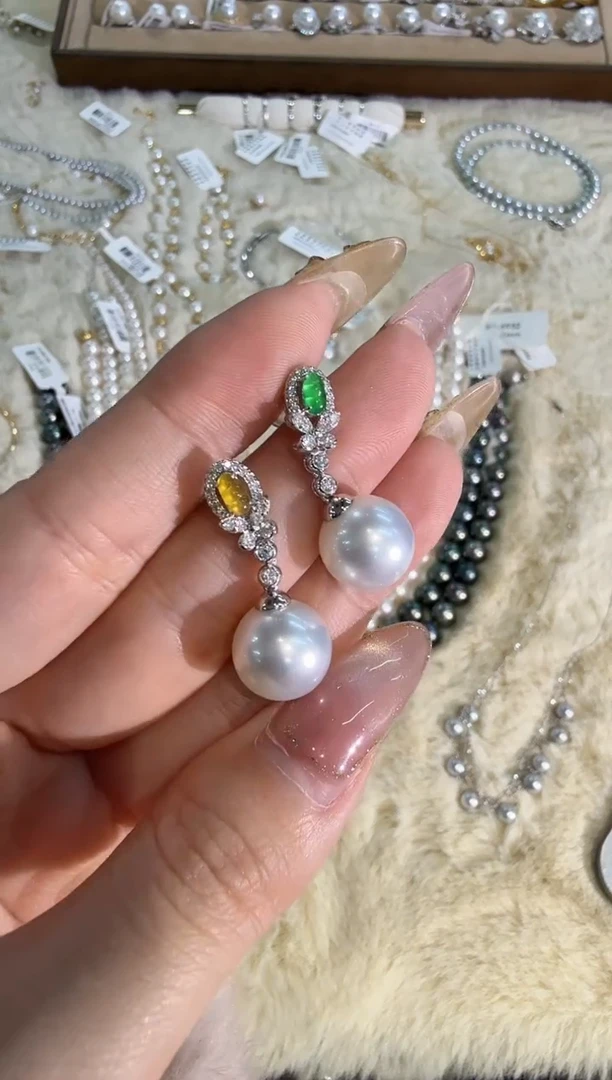 18K金镶嵌耳饰海水珍珠zzxm多样性发一对