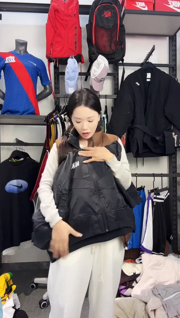 542编码 瑕疵款直播间过款为准 尺码160