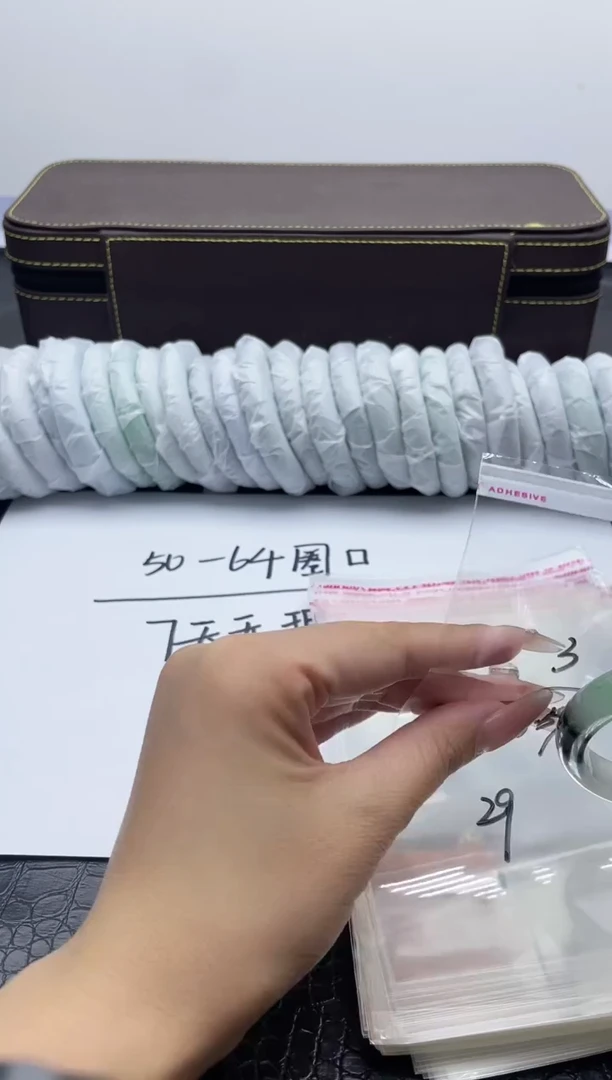 3手镯所见即所得拍啥发啥