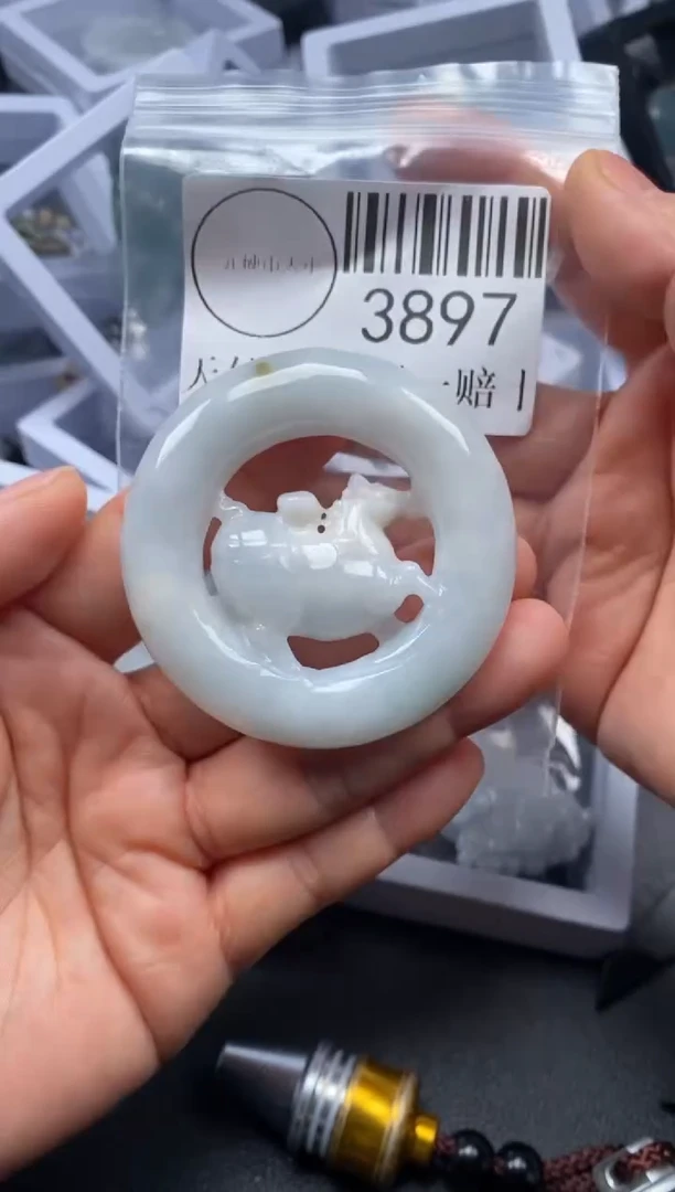 吊坠(不含链)未镶嵌翡翠3897