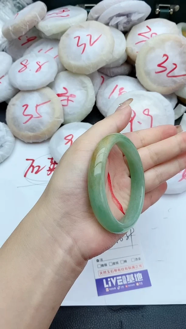 石英质玉手镯未镶嵌267+58/59