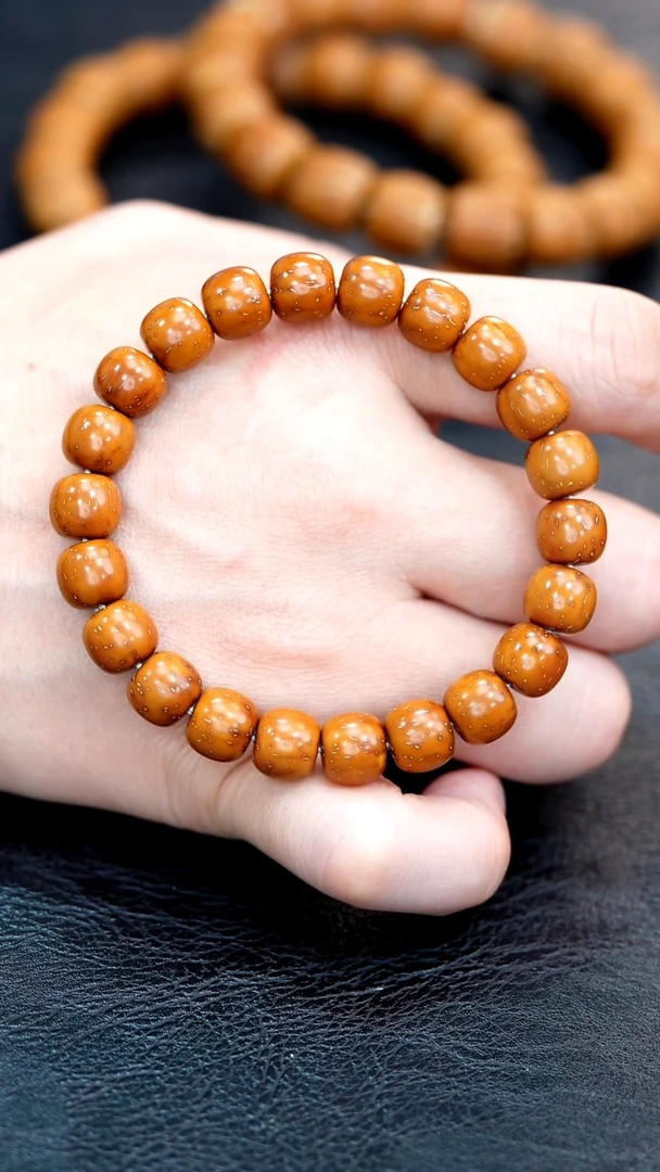 手串紫金鼠水****）10.5实心老型