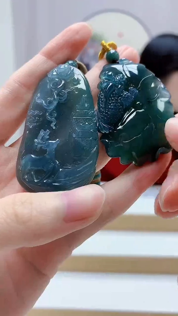 未镶嵌定制翡翠4852zm-毛货挂件59
