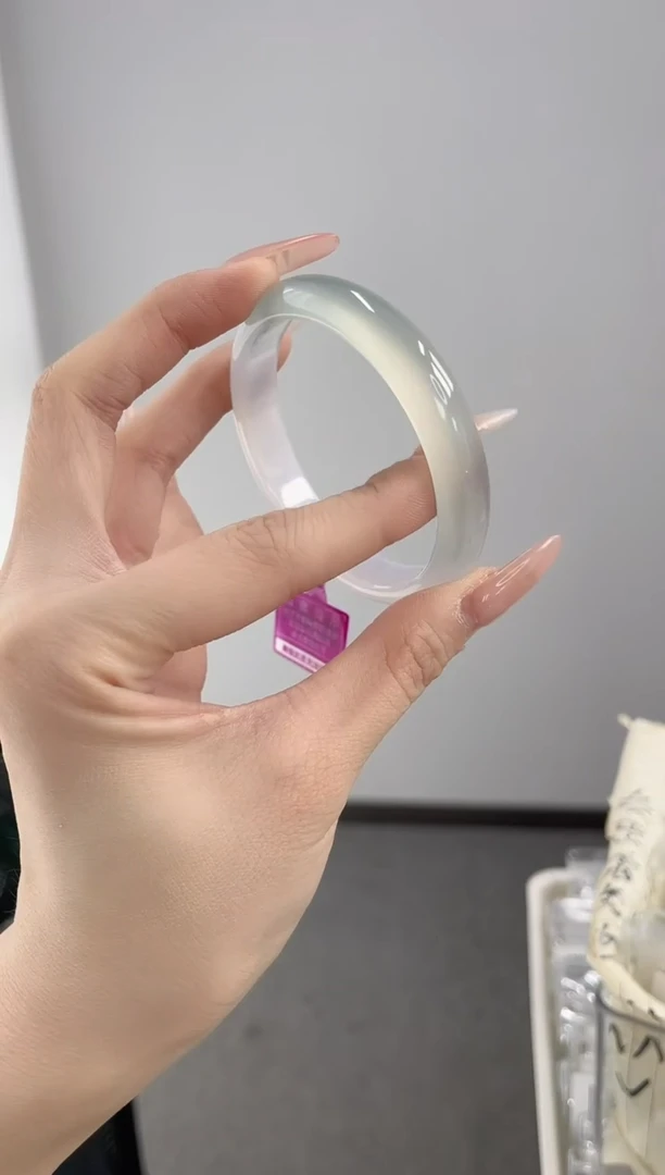 【闪购商品】玛瑙/玉髓手镯未镶嵌57-58圈