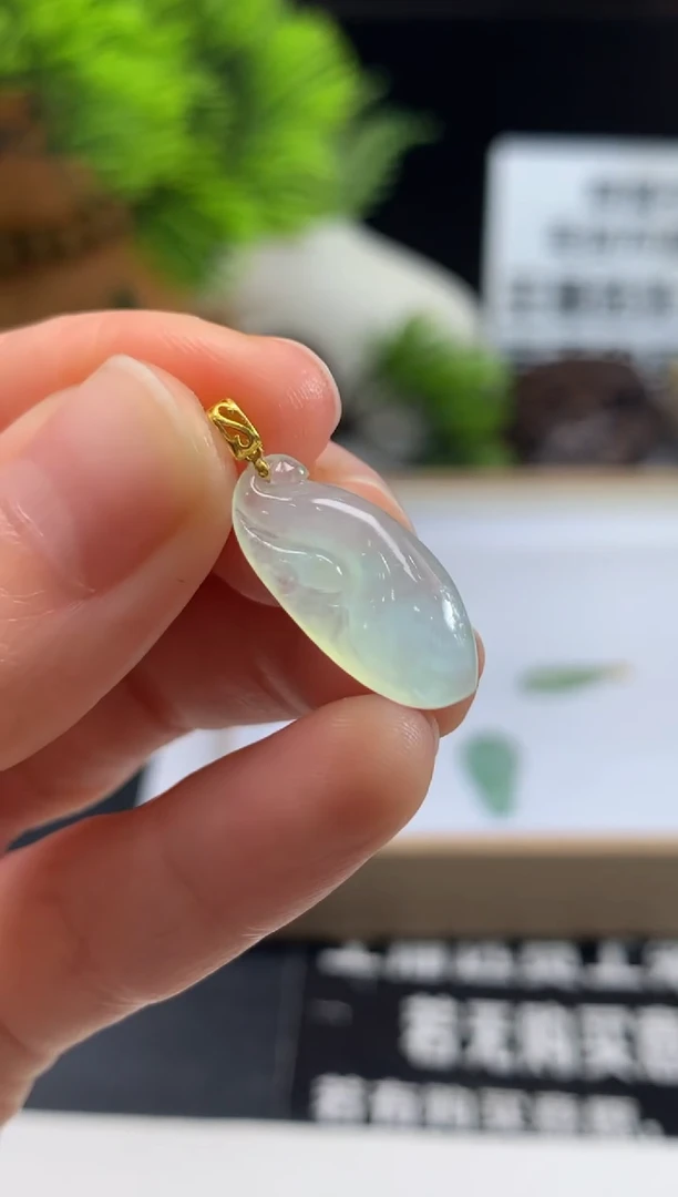 未镶嵌定制翡翠飞*---106073