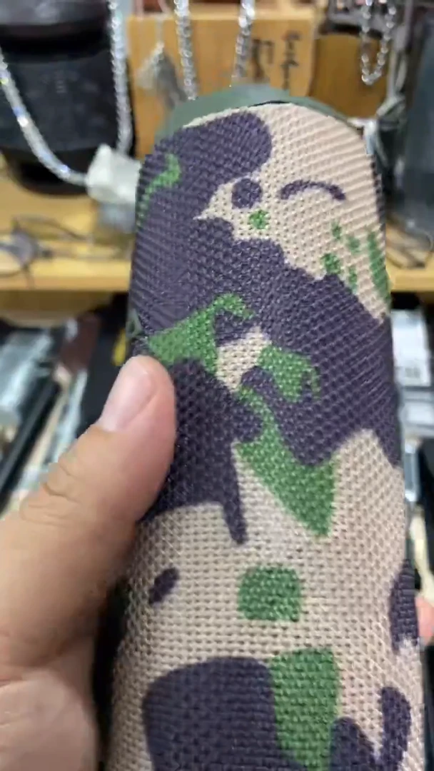 瓷片闪购商品  如图所示