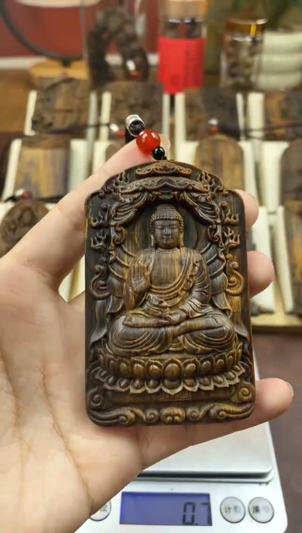 木木雕款芽庄 十二生肖 守护 阿弥托佛 8cm送养香瓶