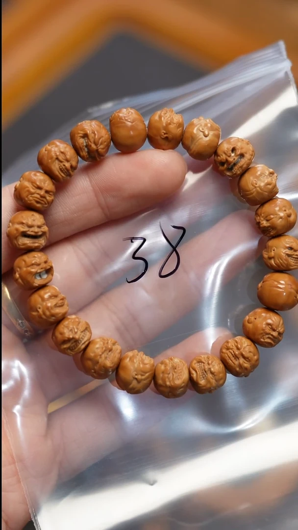 吊坠猴头核桃恶僧