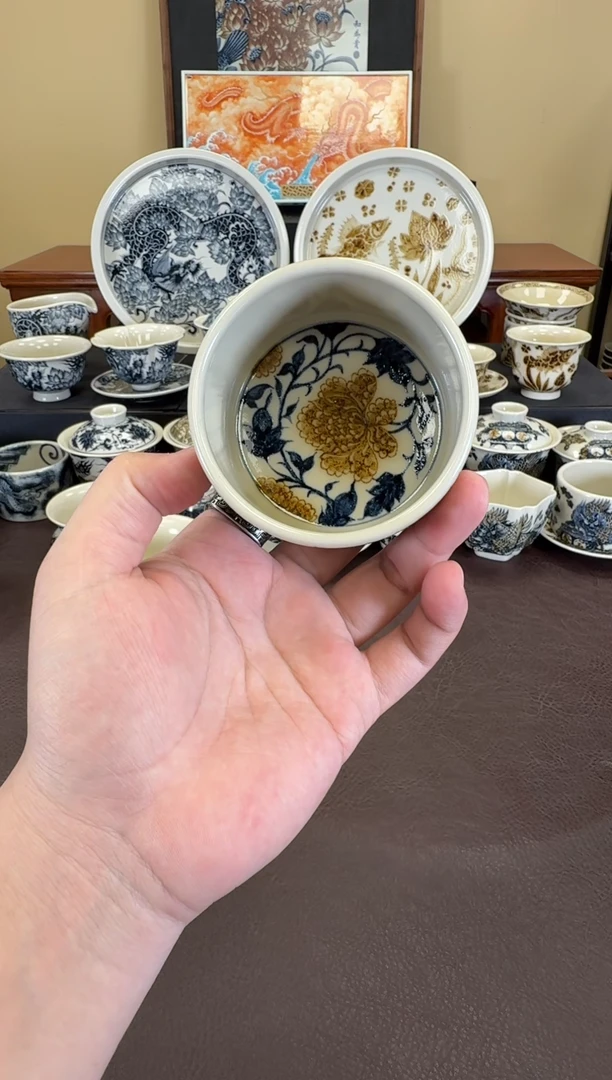 二号釉牡丹纹扳指杯