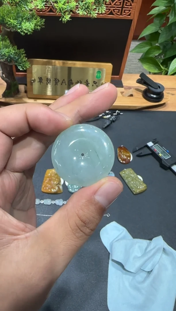 未镶嵌挂件翡翠A货翡翠多样性孤品