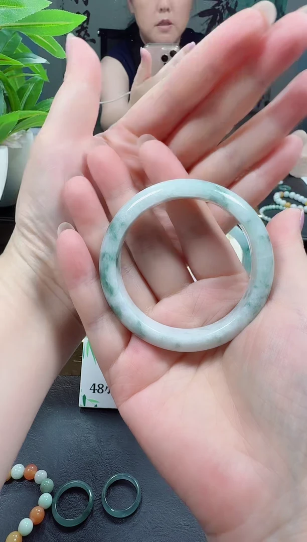 未镶嵌手镯翡翠缅甸天然A货翡翠手镯
