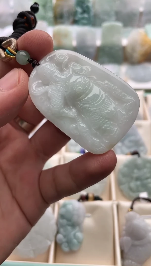 【闪购商品】翡翠颈饰未镶嵌..../2/19/ 46