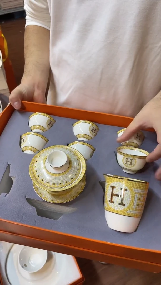 杯鸿辉家品牌瓷器，京东包邮！