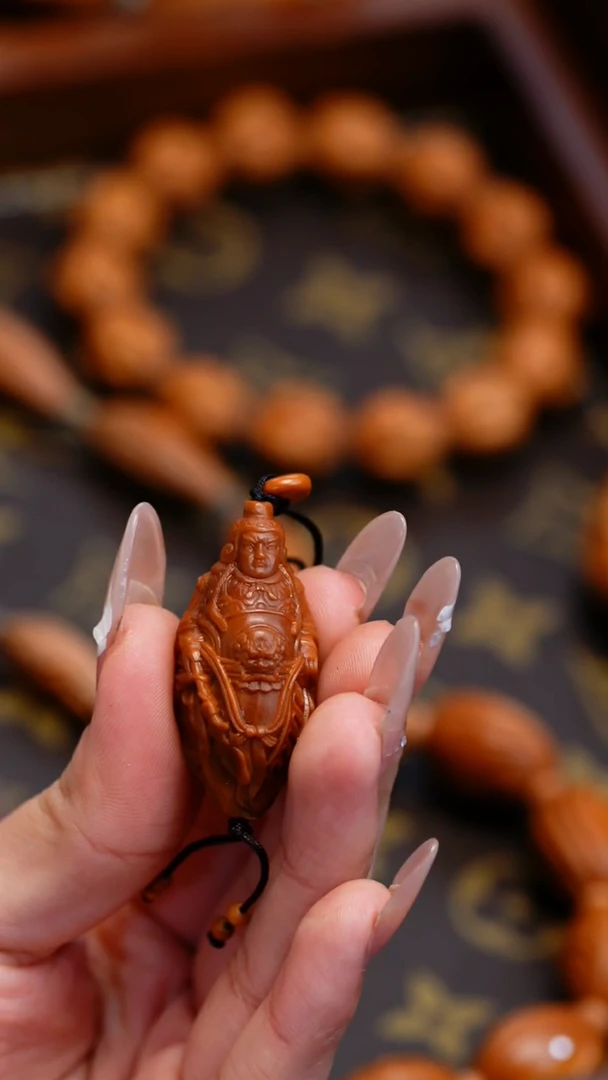 【闪购商品】橄榄核吊坠苏工橄榄核