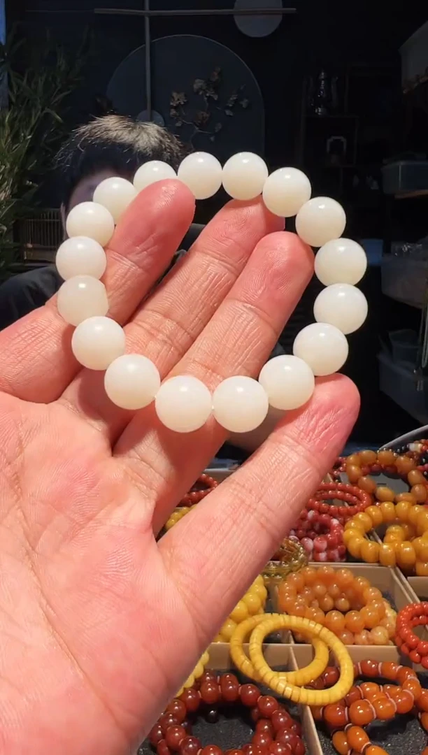 手串未镶嵌和田玉12+单圈