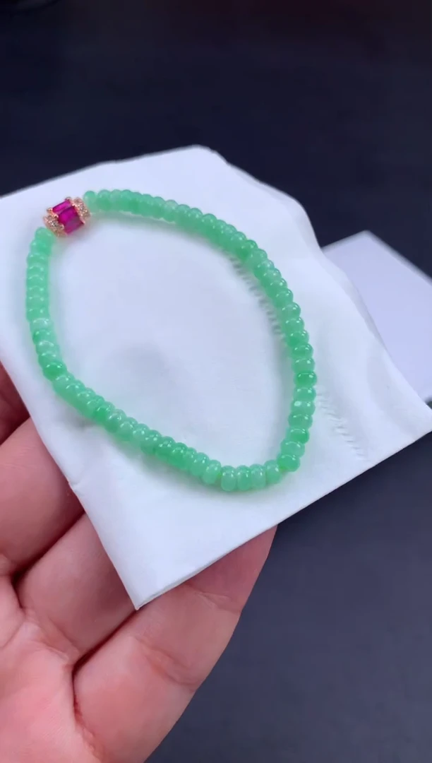 定制翡翠未镶嵌多样性发一件