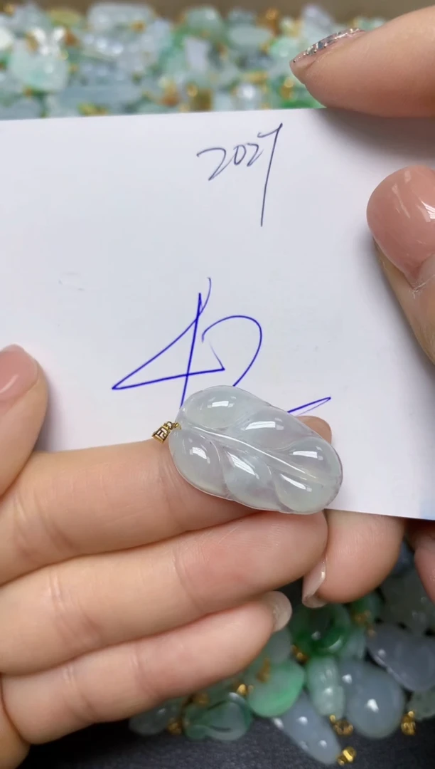 【闪购商品】翡翠挂件18K金镶嵌 天然翡翠A货