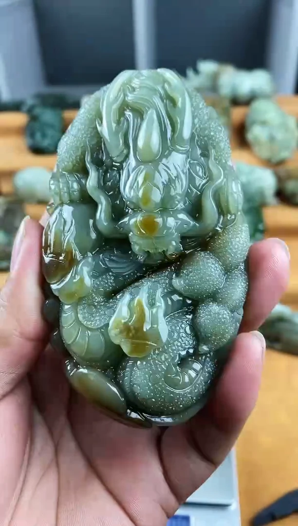未镶嵌和田玉把件1