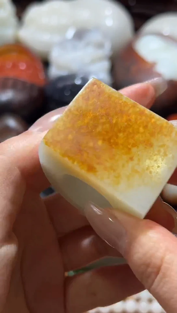 未镶嵌和田玉把件T*和田玉