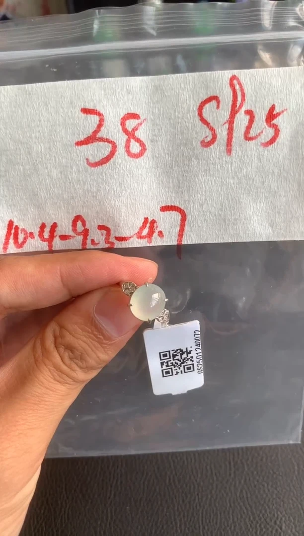 银S925镶嵌戒指翡翠缅甸A货翡翠，拍一发一