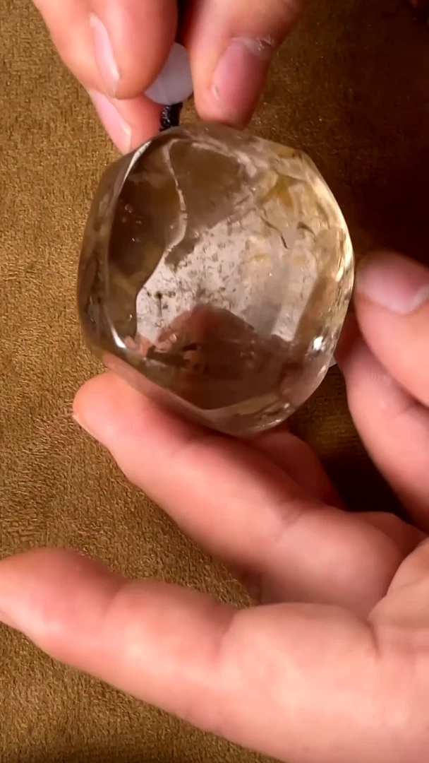 水晶摆件未镶嵌75