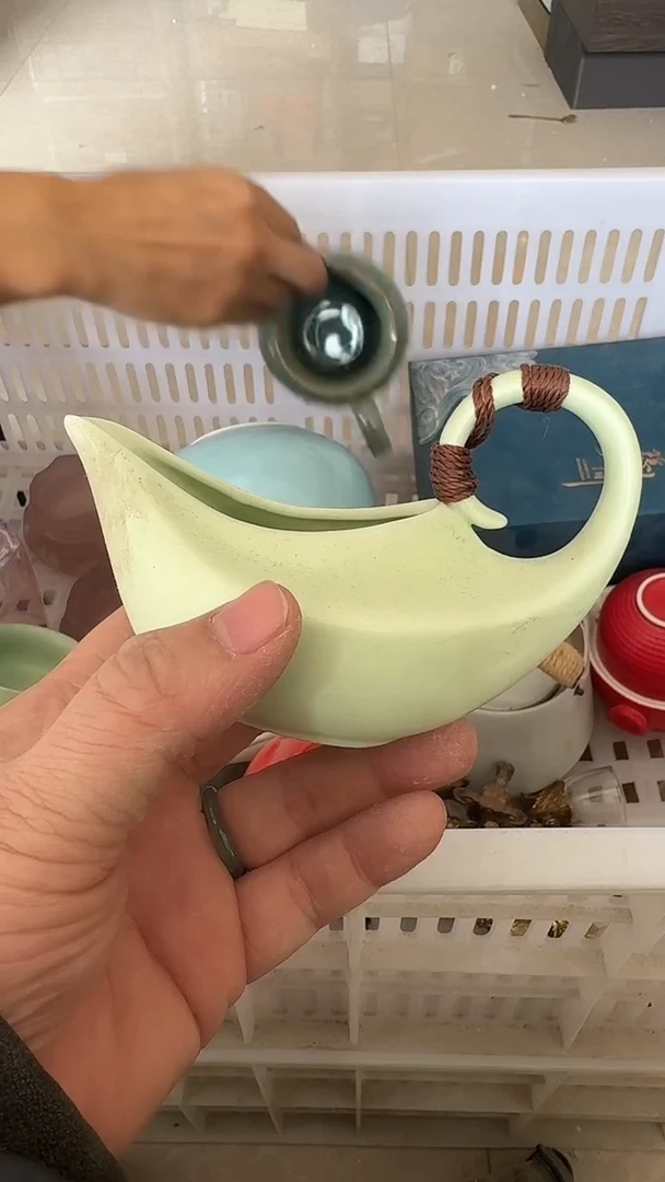 杯无运费险有瑕疵的摄影的产品有使用过的痕迹有点脏介意勿拍