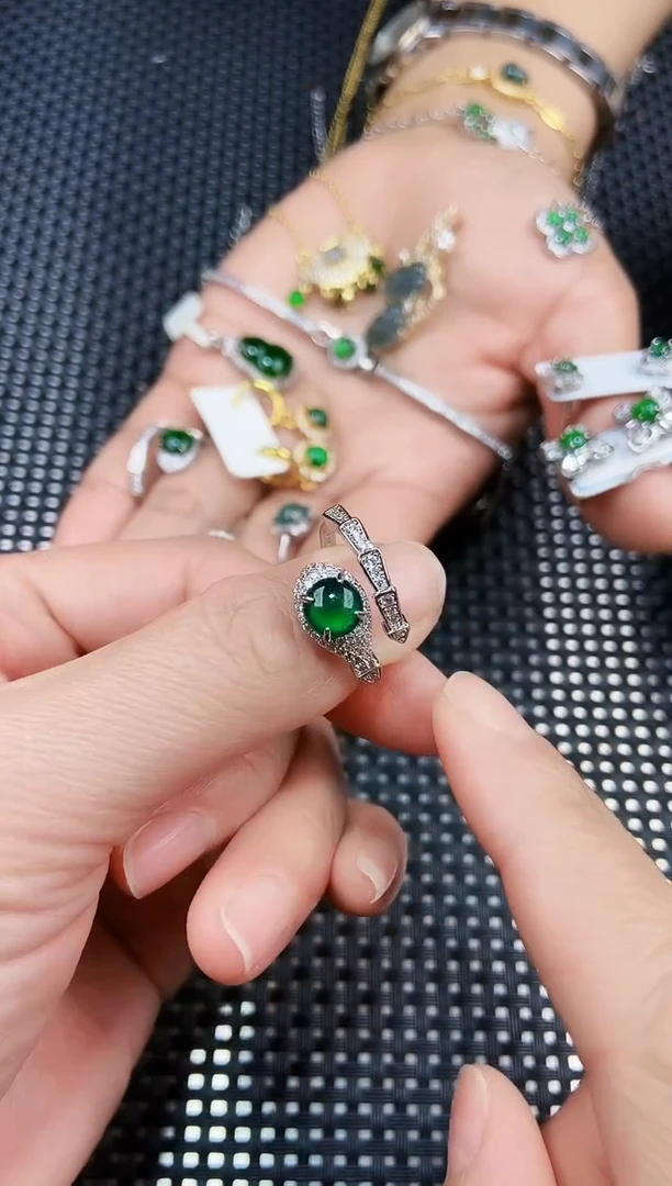 【闪购商品】翡翠戒指未镶嵌1111111111