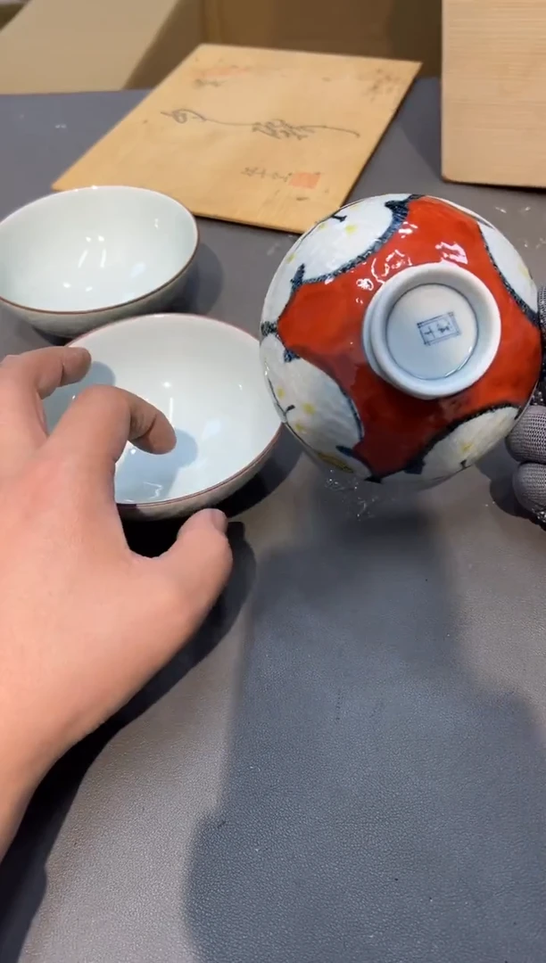 陶瓷g****d工艺品小四孤品收藏