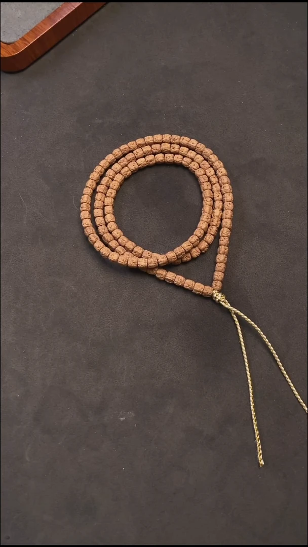 吊坠金刚菩提FLQ-4四瓣龙切佛手小金刚菩提108（6mm+)