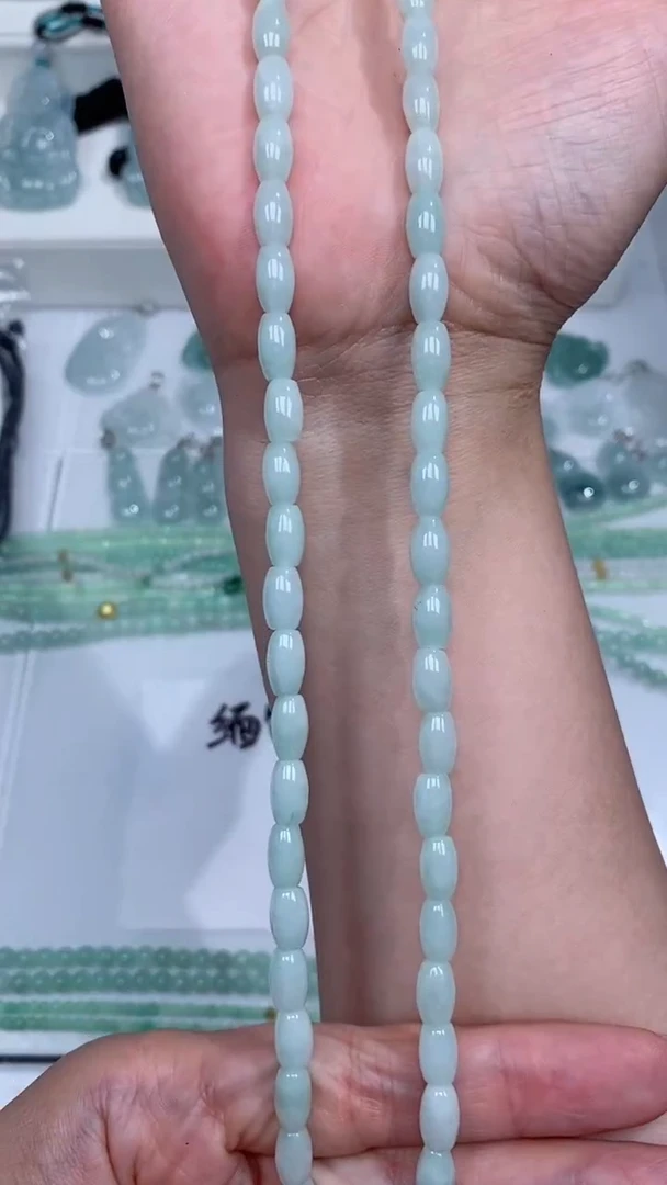 颈饰未镶嵌翡翠珠链