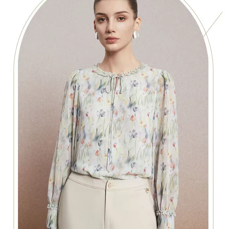 圣可尼秋季新品清新淡雅花卉春游印花飘带小衫