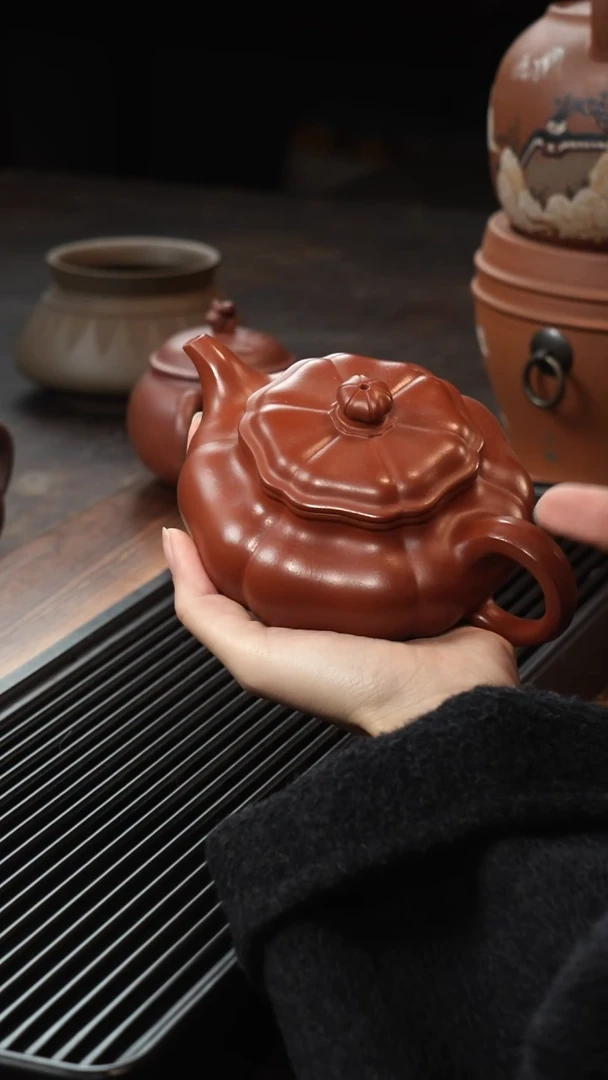 茶壶紫砂朱泥葵仿古