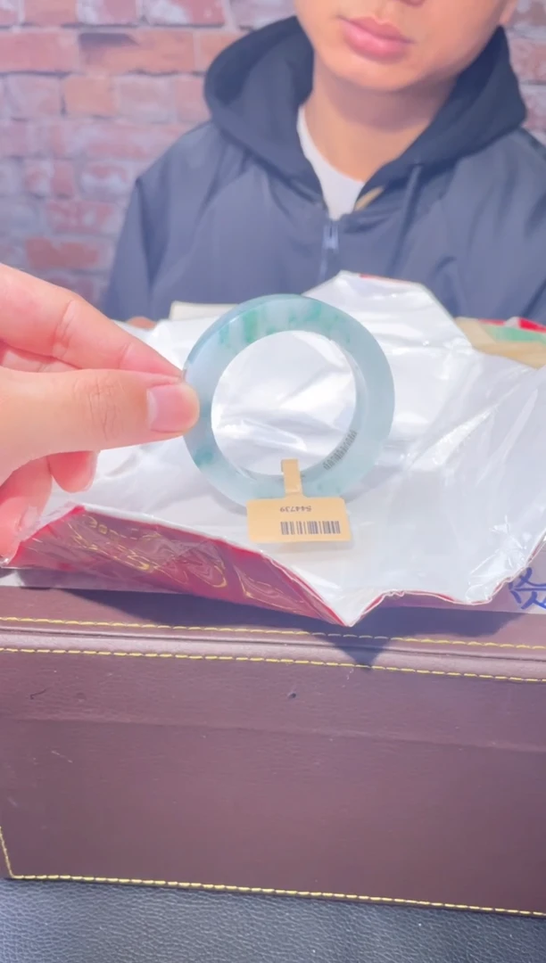 【闪购商品】定制翡翠手镯未镶嵌发一件/DDI02326