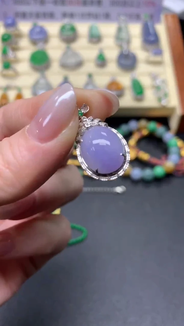 【闪购商品】翡翠吊坠(不含链)18K金镶嵌吊坠|2100+210