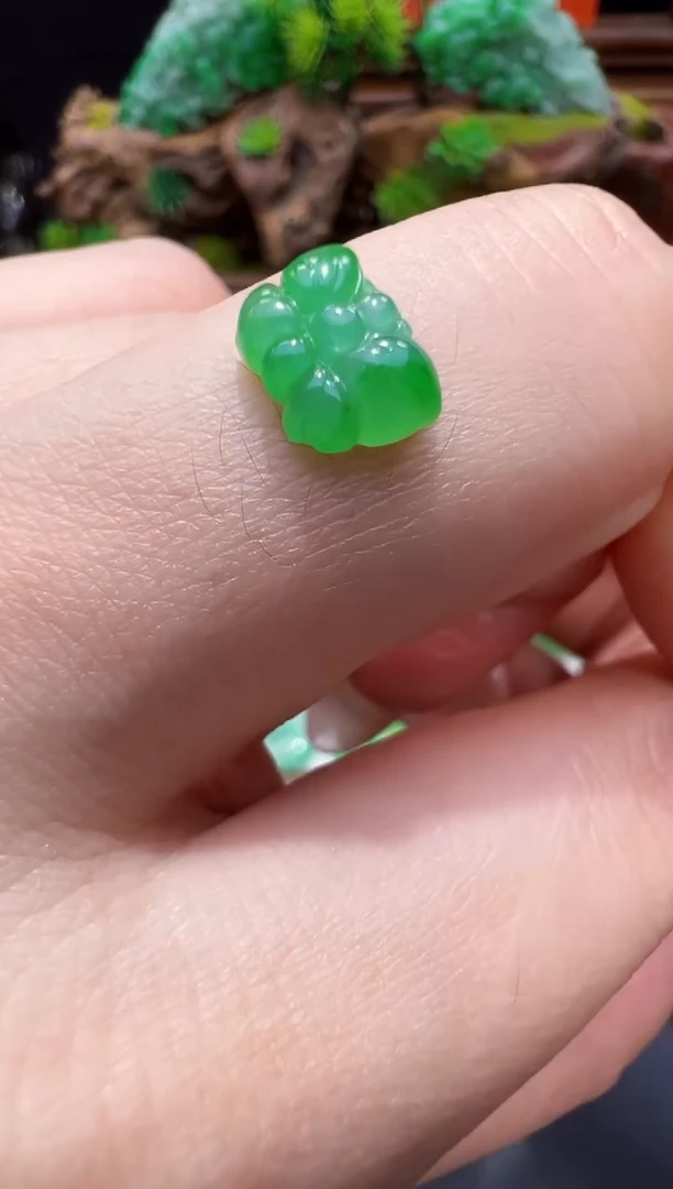 未镶嵌定制翡翠蝴蝶结