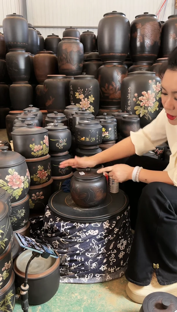 壶瑕疵茶叶罐 苹果荷花    718