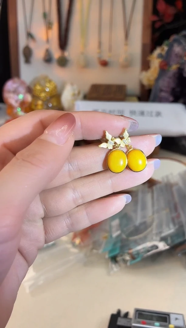 未镶嵌琥珀手饰@@I0119J019321