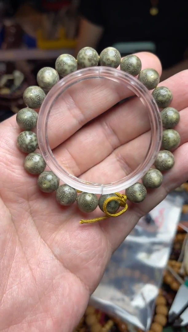 手串星月菩提山***青王胖子文玩工作室定向