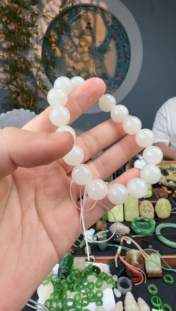 颈饰未镶嵌和田玉和田玉