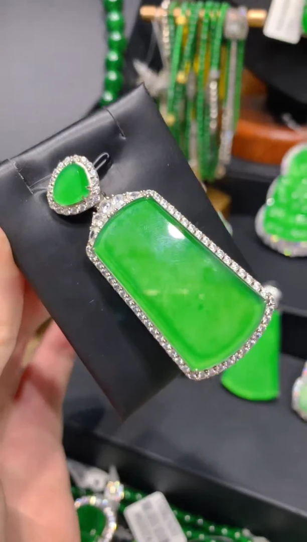 颈饰银S925镶嵌翡翠39一季