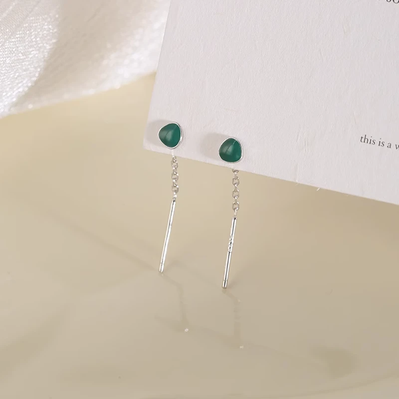 合金耳饰 气质牛油果耳线女款轻奢简约小众精致耳环2025新款耳饰