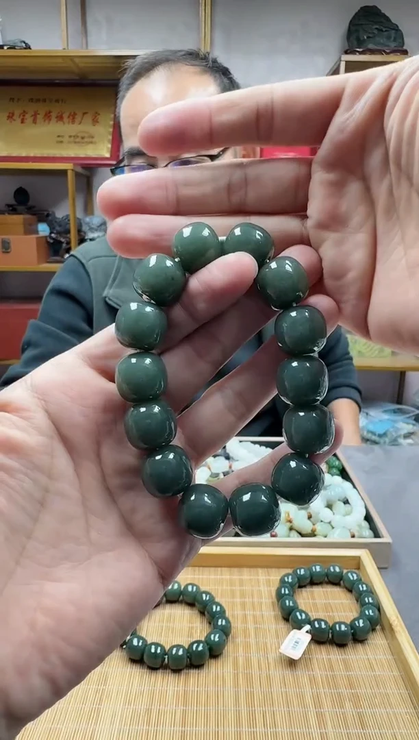 未镶嵌手链和田玉16且末瓷蓝