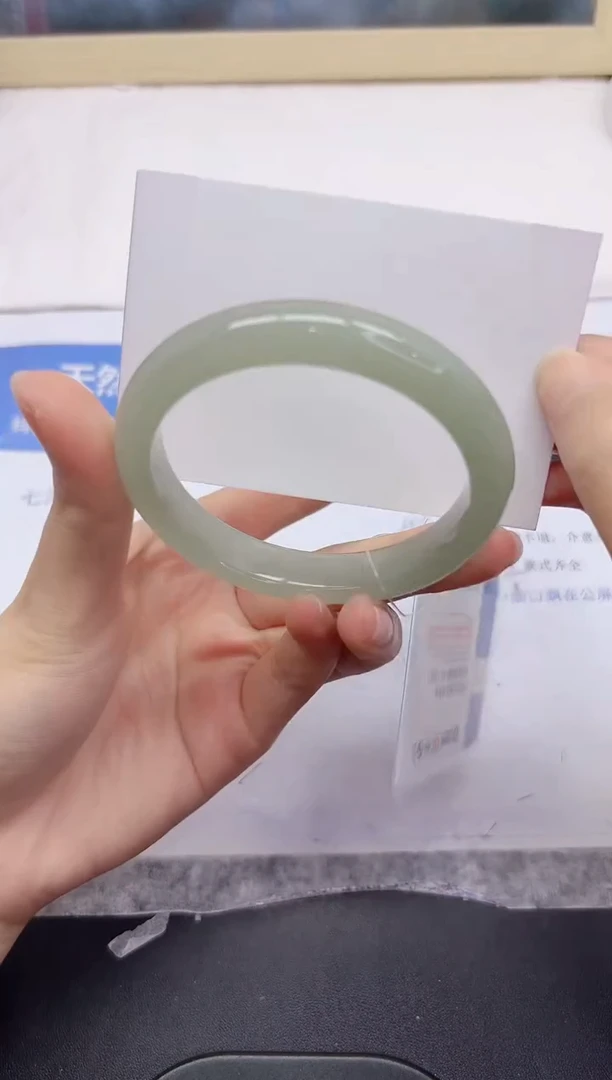 石英质玉手镯未镶嵌116-56.5