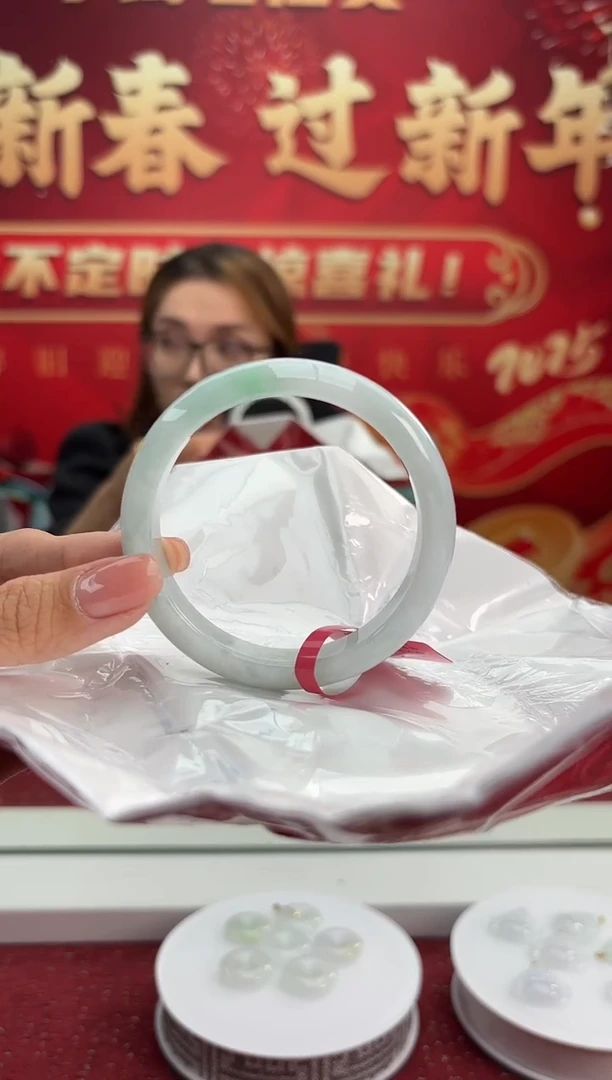【闪购商品】翡翠手镯未镶嵌10手镯