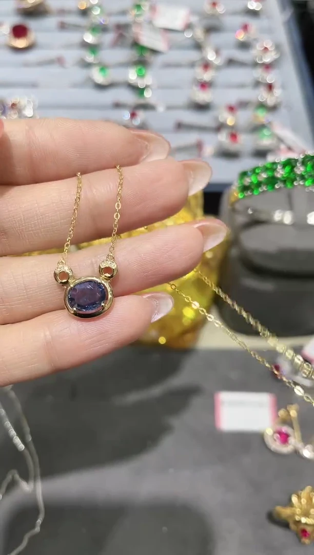 蓝宝石项链18K金镶嵌项链