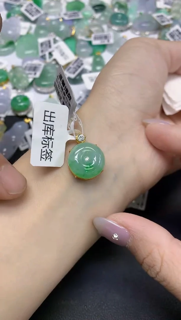 颈饰未镶嵌翡翠天然缅甸翡翠A货多样性发一件