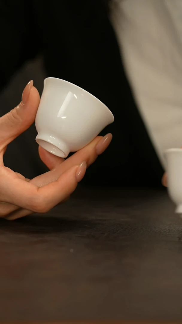 【闪购商品】瓷片子舍山房